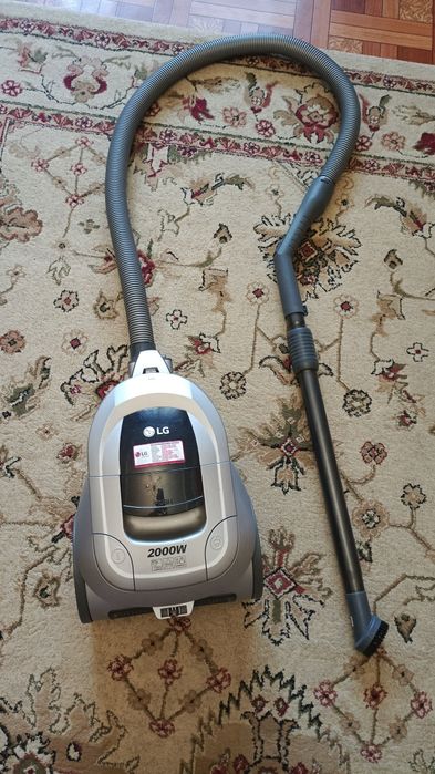 Пылесос LG 2000w