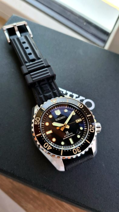 Seiko SLA057J1 Ediție Limitată la 600 exemplare, calibru 8L35 ( bază Grand Seiko), full set (Brățară inox + Rubber + NATO, acte, cutie).