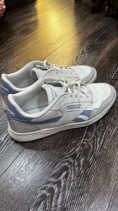 Кроссовки несколько пар