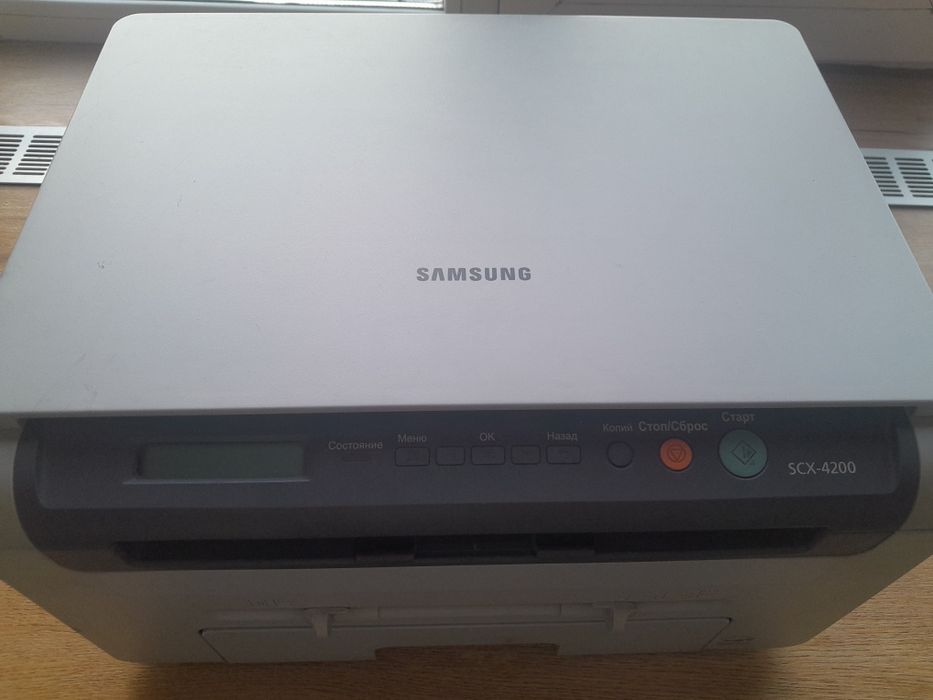 Отдам принтер на запчасти