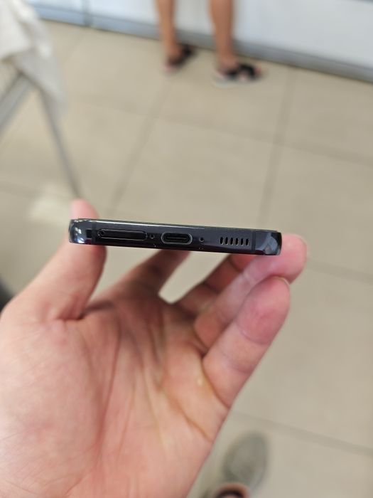Samsung galaxy s23 negru