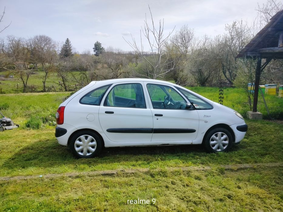 Citroen Xsara Picasso I  Икономичен и надежден автомобил

Продавам Merc