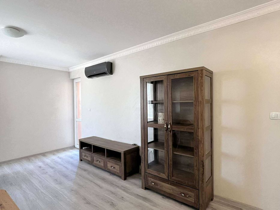 Дава се под наем Двустаен апартамент в Пловдив, Христо Смирненски - 75 кв.м за 423.3 € - Снимка #3