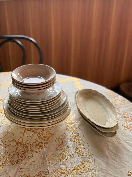 Тарелки и селедочницы