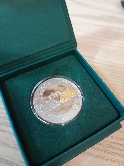 Монета Лебедь AQQÝ 200 тенге