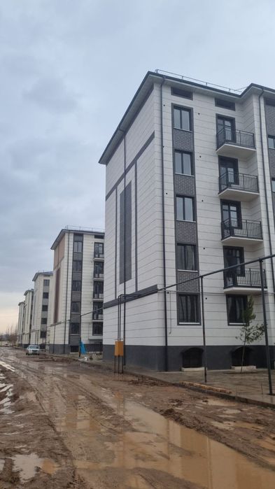 Карши шахарда жойлашган