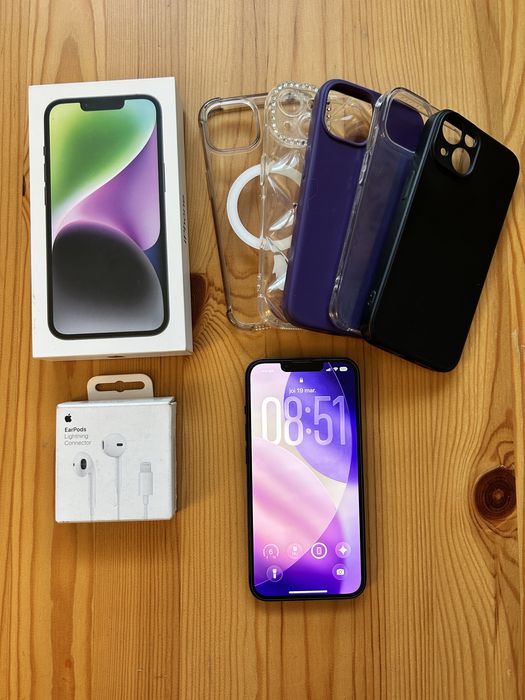 iPhone 14 - 256 gb - Full Box + Casti