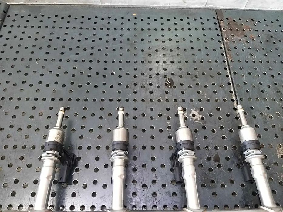 Injector 1.2 tsi skoda fabia 2 03f906036b