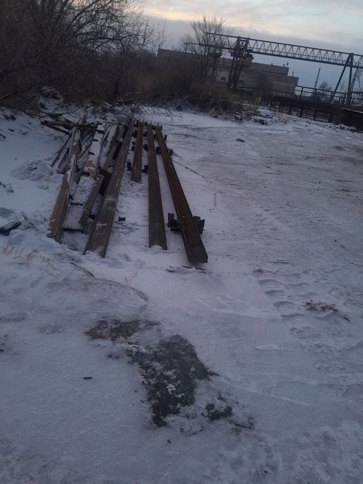 Продам швеллер трубы металлические