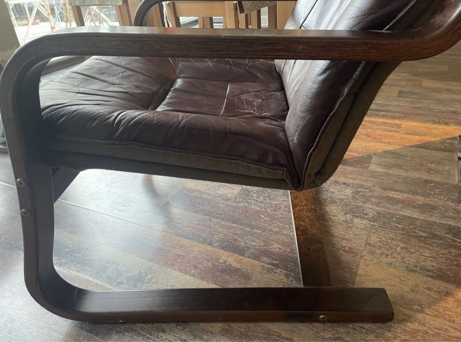 Стол с табуретка еко кожа