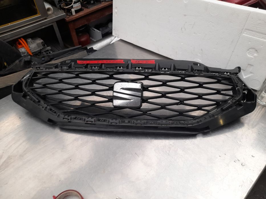 Решетка грил Seat Tarraco leon 160лв