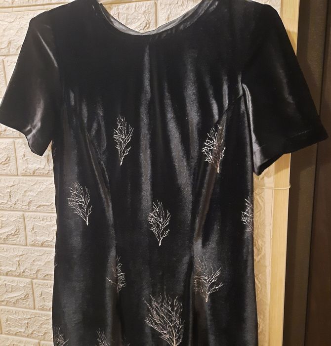 Платья женские нарядные