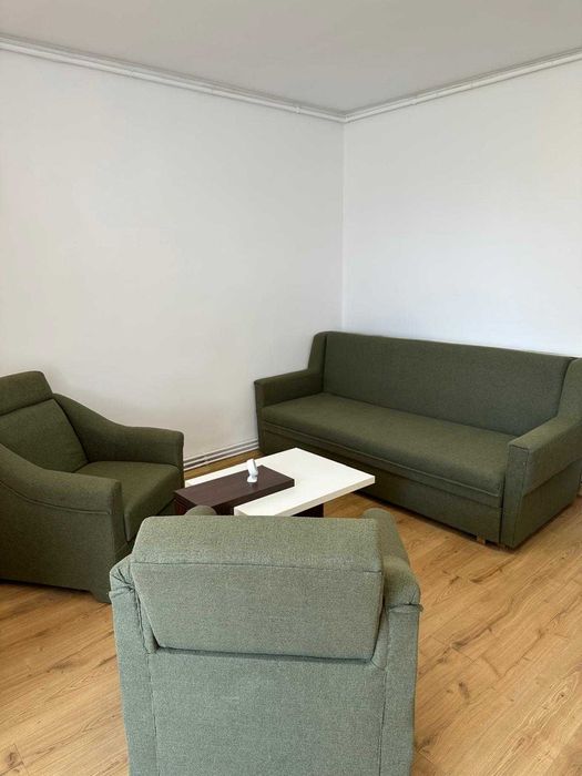 Locuiești sau câștigi? Apartament central, parter, ideal locuință sau business – complet utilat