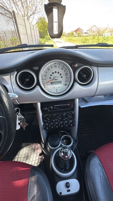 MINI One 2002 — imagine 3