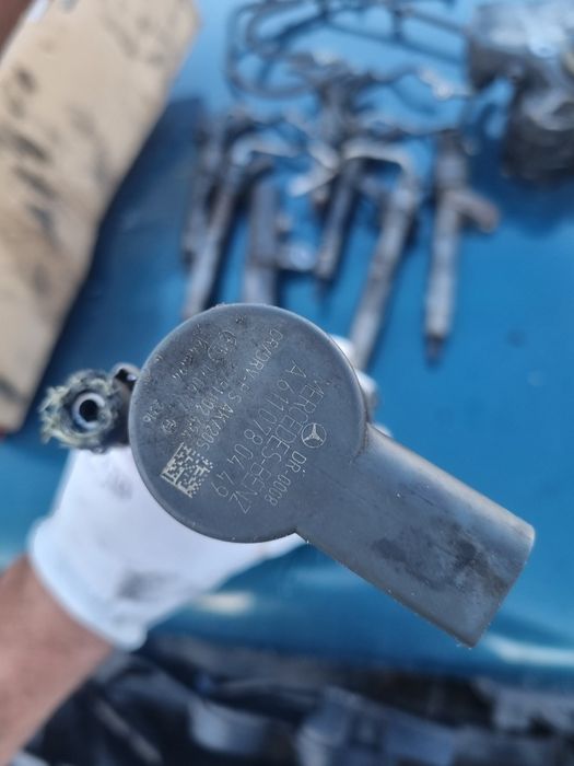 Помпа с дюзи за Mercedes CLS 320dizel 2007god