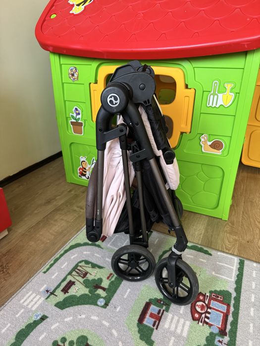 Количка Cybex Melio + подарък дъждобран