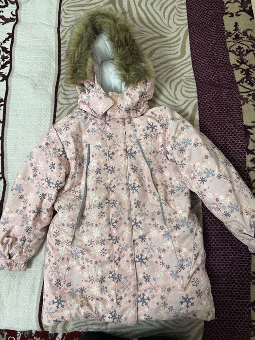 Продам детскую куртку. Зима