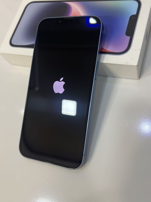 iPhone 14 liber retea cu 95% Bateria