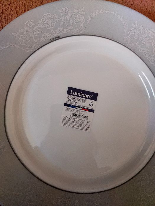 Новые тарелки 6 шт,люминарк