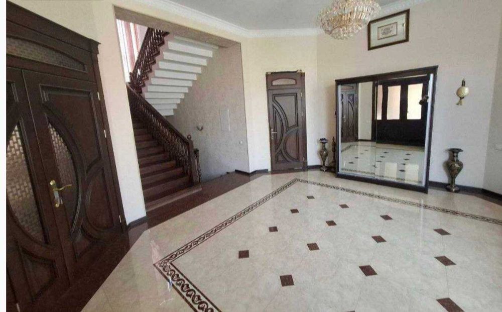 Продажа евродома на Гвардейском, 7-соток (N 11652 )