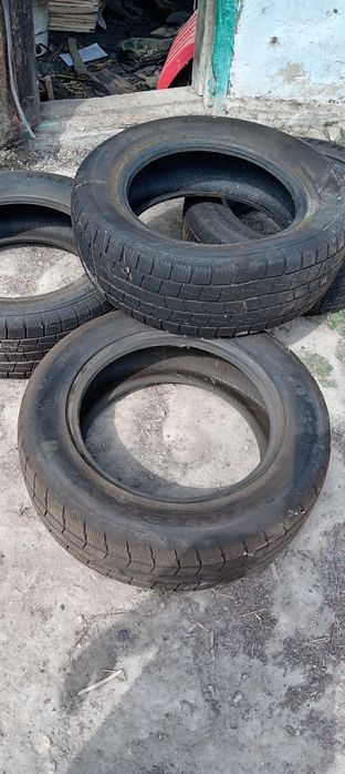 Продаются шины 4шт