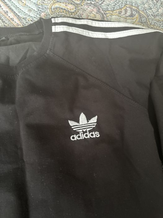 адидас свитшот черный