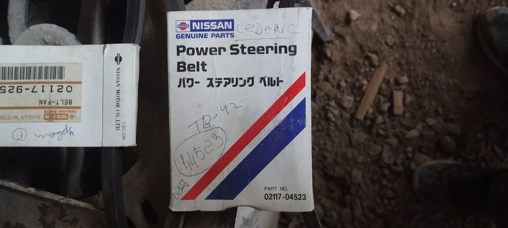 Авто запчасти на Ниссан ремни , фильтр масляный , воздушный