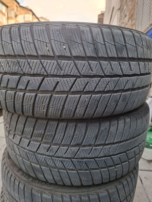Зимни гуми Barum 215/45 R16