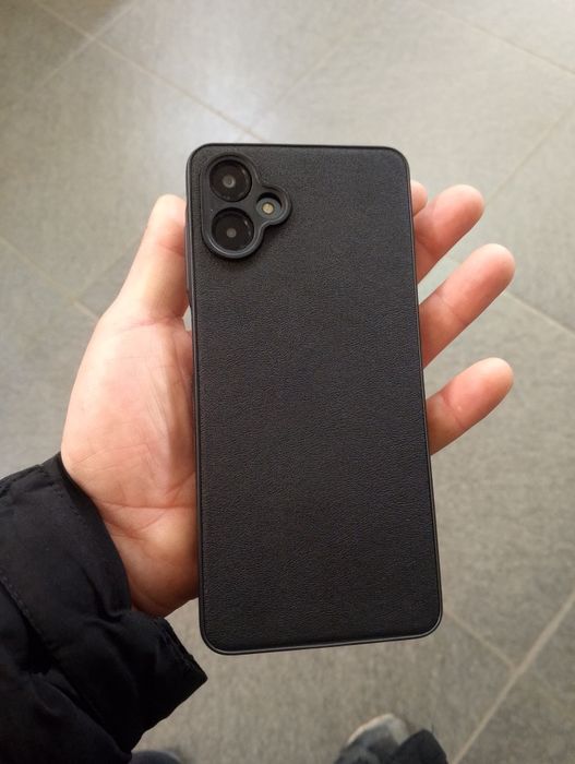 Самсунг А06 в хорошем состоянии