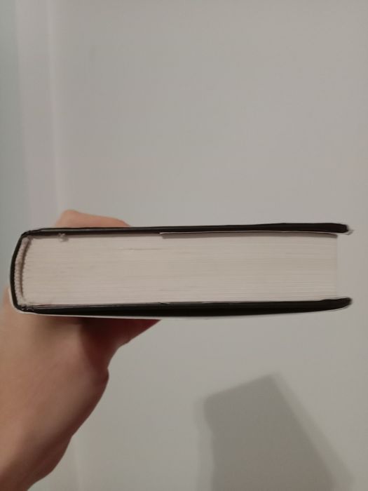 Срочно продам книгу!