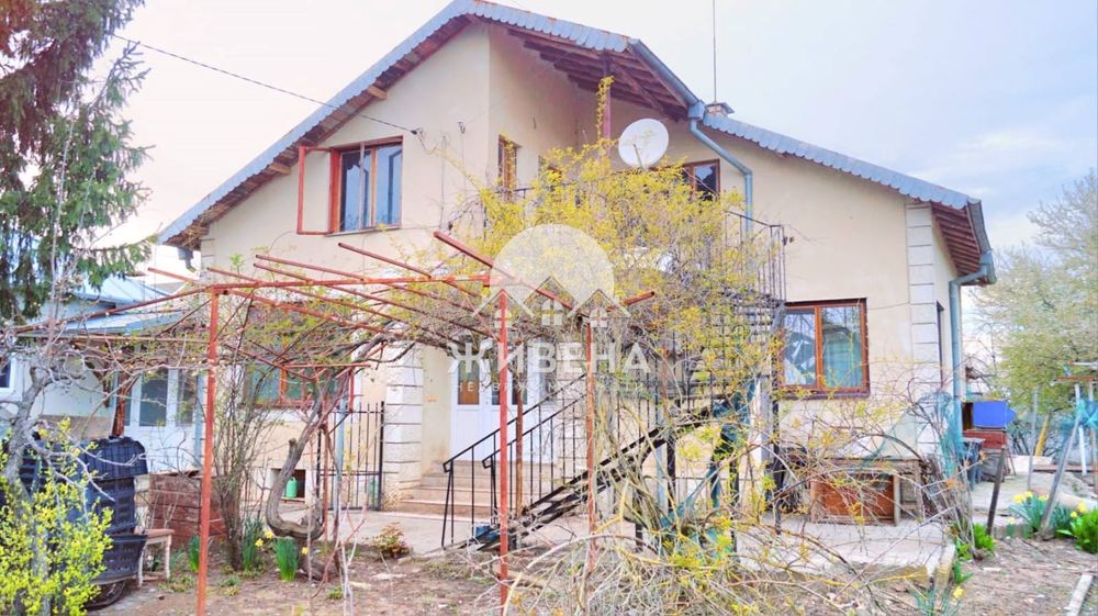 Продава две къщи в с. Могилище, обл. Добрич, до Каварна