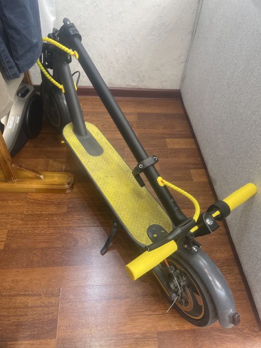 продам электро самокат