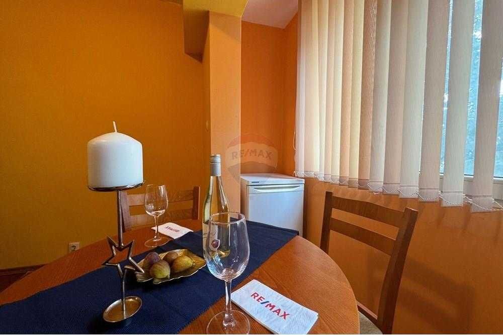 Продава се Двустаен апартамент в Шумен, Боян Българанов 1 - 58 кв.м за 1275 €/кв.м - Снимка #2