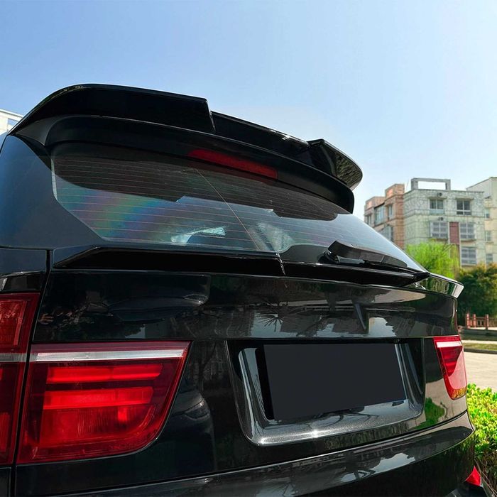Mid спойлер за BMW X5 E70 (2007–2013) – M4 дизайн - Черен гланц
