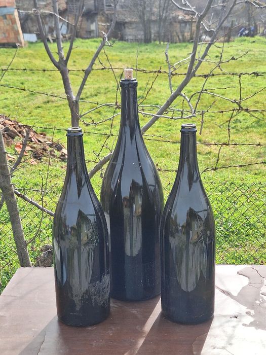Стари френски бутилки