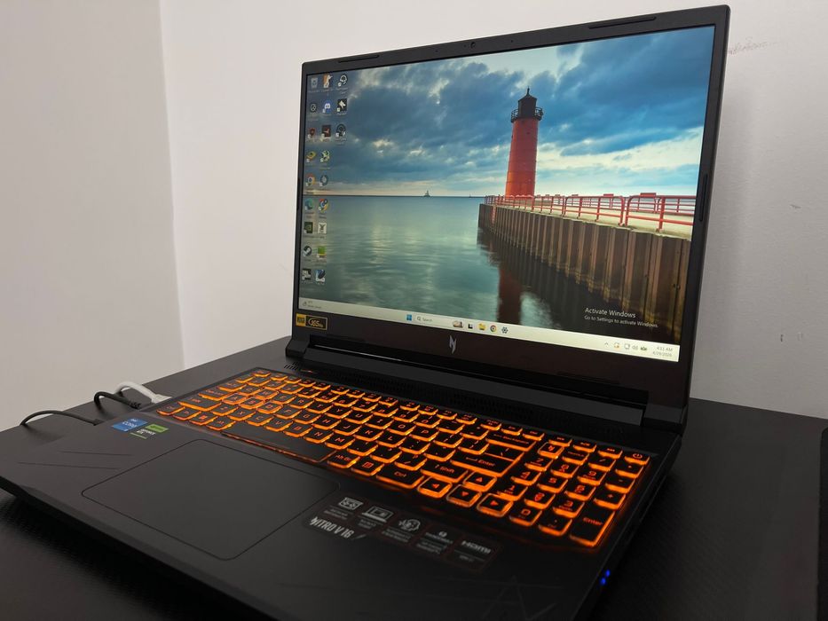 Laptop Gaming Acer Nitro V 16, RTX 4060, i5 14450HX, 16GB RAM, 165Hz – ca nou