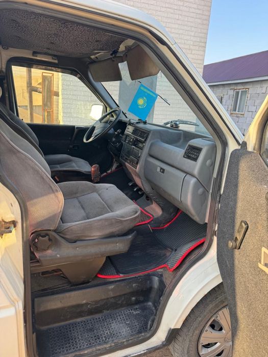 Продам Volkswagen Transporter