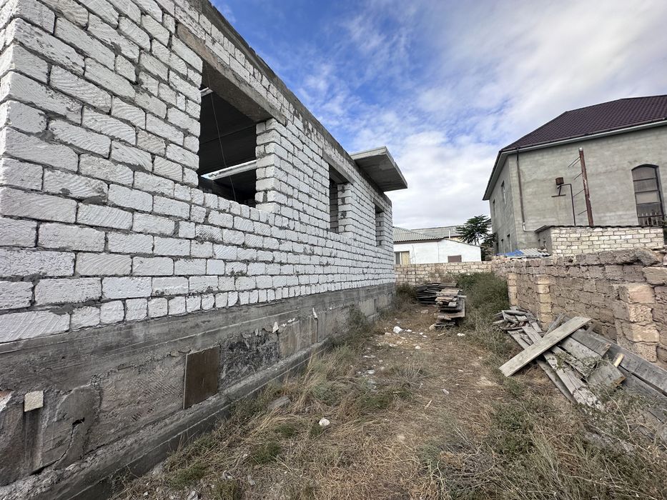 Продается недостроенный дом в Актау