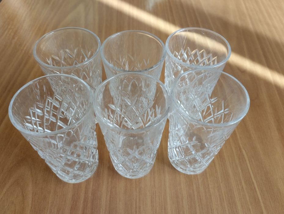Продам рюмочки. Хрусталь 6штук.
