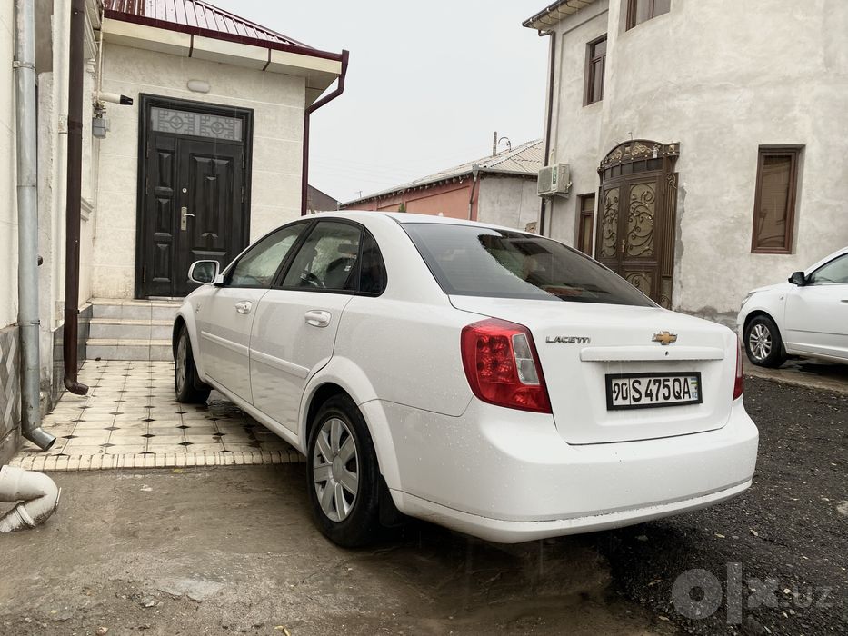 Chevrolet Gentra sotiladi 108mln.