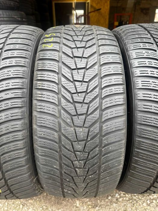 SET 4 Anvelope Iarna 225/40 R19 + 255/35 R19 Hankook Icept EVO ras