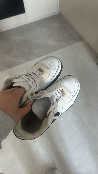 Кросовки найк хороший 43размер за 12к