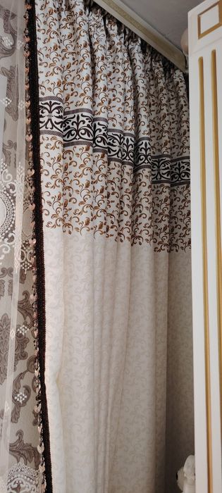 Продам шторы с бахрамой