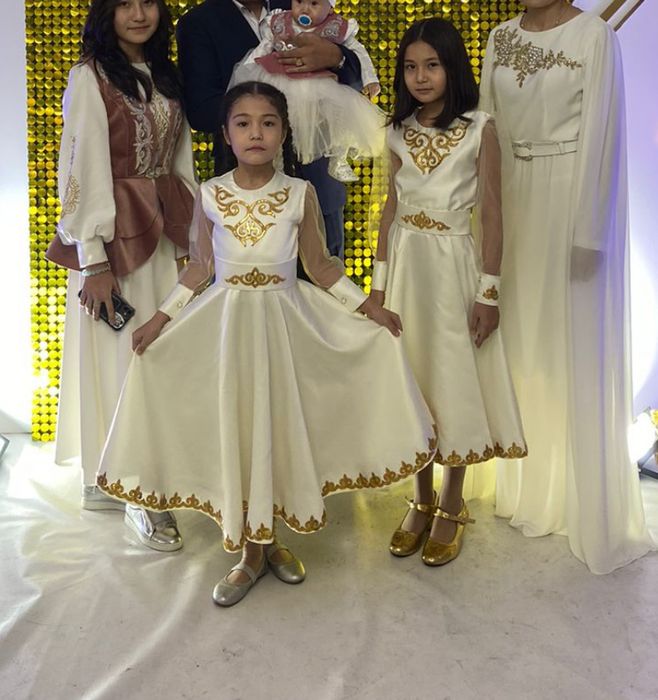 Продам платья новые и бу