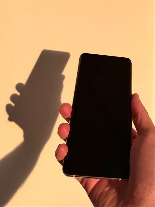 Vând telefon Xiaomi Mi Note 10 pentru piese