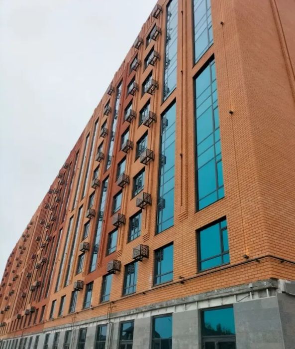 Паркинг по Абая 101 в новом доме