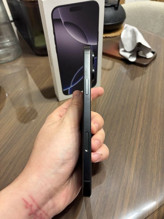 IPhone 16 Pro Max 1 Tb