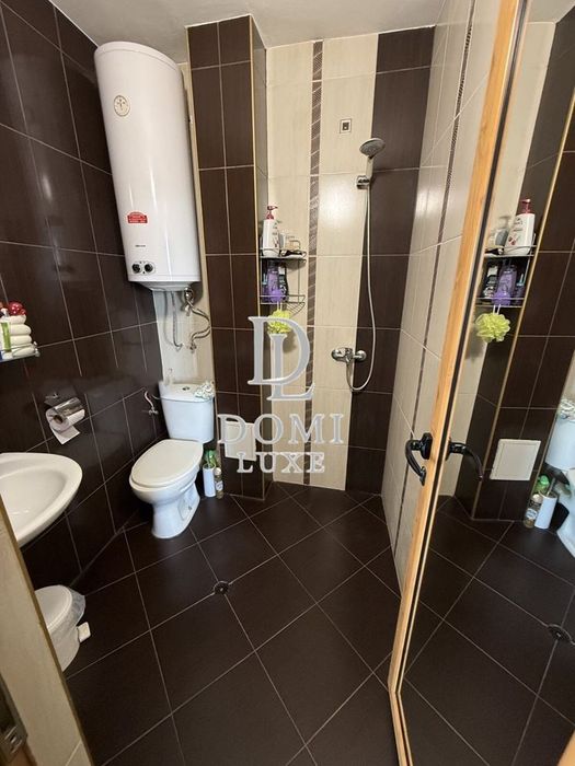 Продава се Двустаен апартамент в Варна, Цветен квартал - 40 кв.м за 1439 €/кв.м - Снимка #10