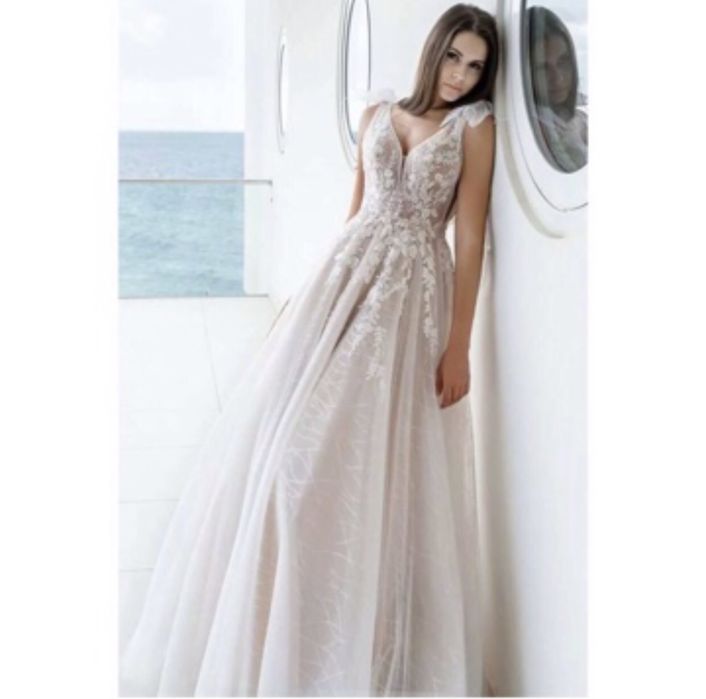 Продам свадебное платье новое