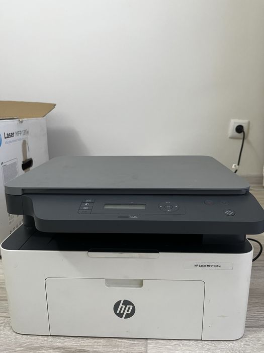 Срочно продам принтер HP